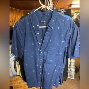 Men’s short sleeve button up